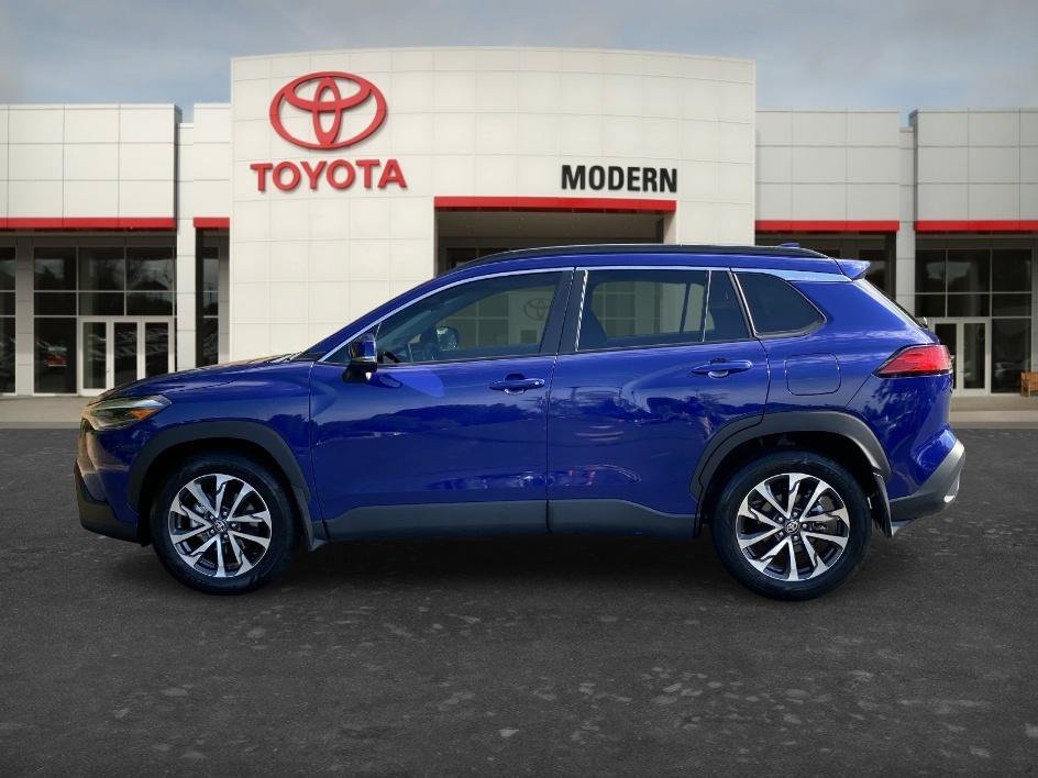 Used 2024 Blue Crush Metallic Toyota XLE image 8