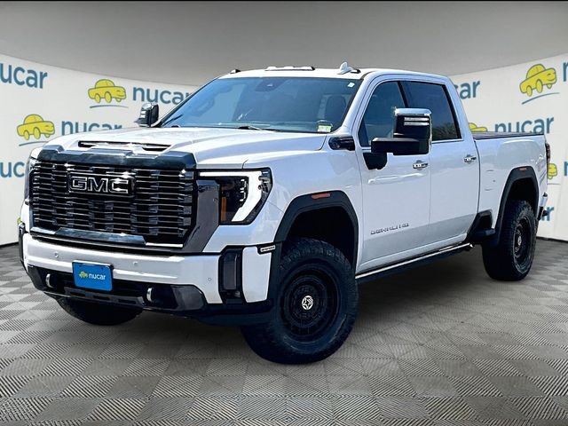 Used 2024 White GMC Denali Ultimate image 12
