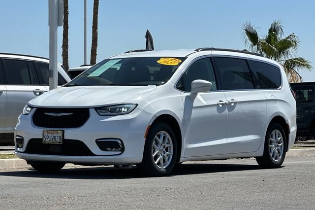 Certified Used 2022 White Chrysler Touring L image 8