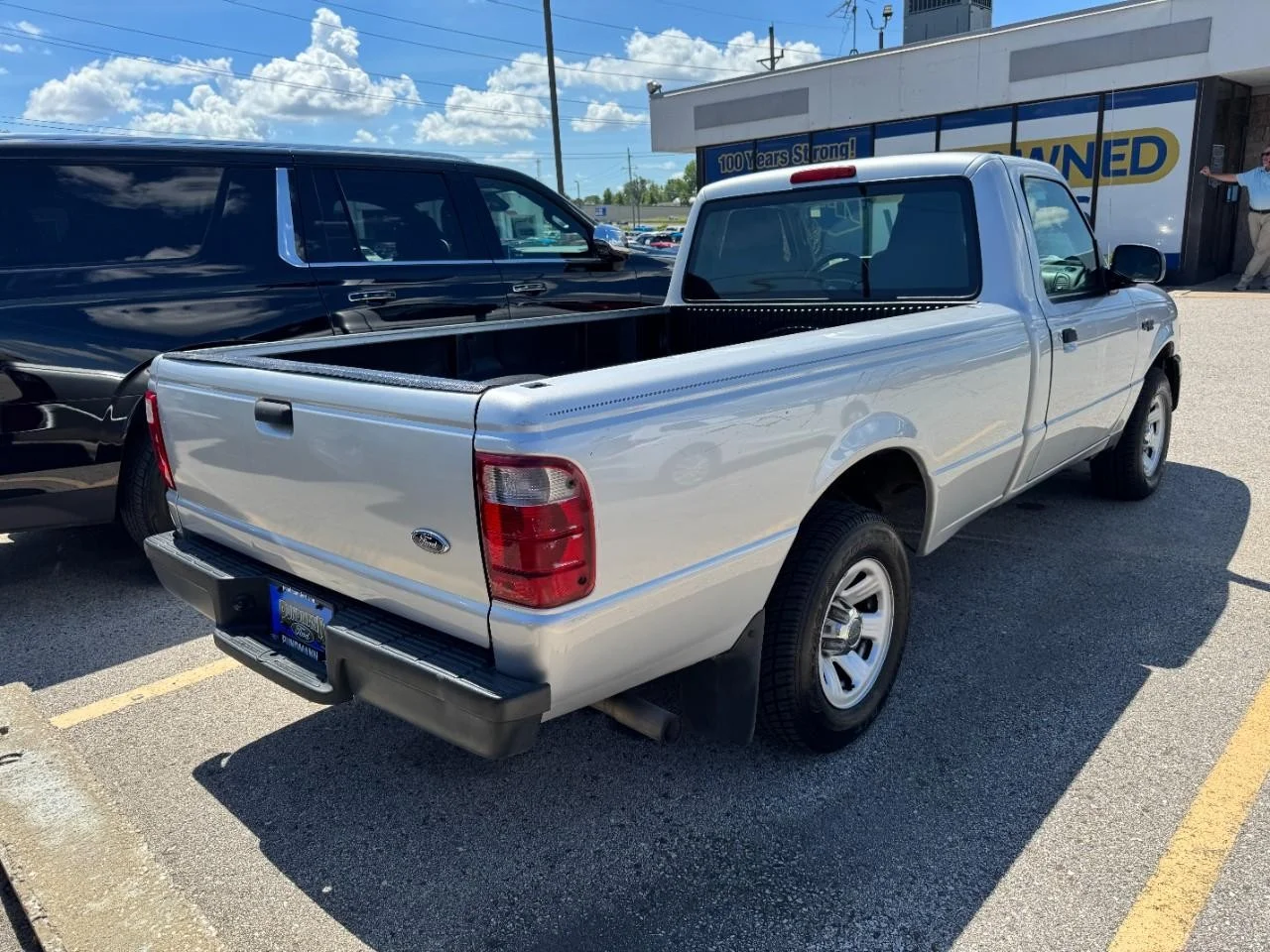 Used 2004 Silver Metallic Ford Reg Cab 3.0L XLT image 5