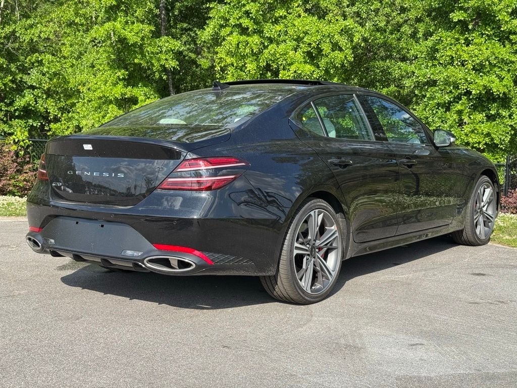 2025 GENESIS G70 Standard - Photo 13