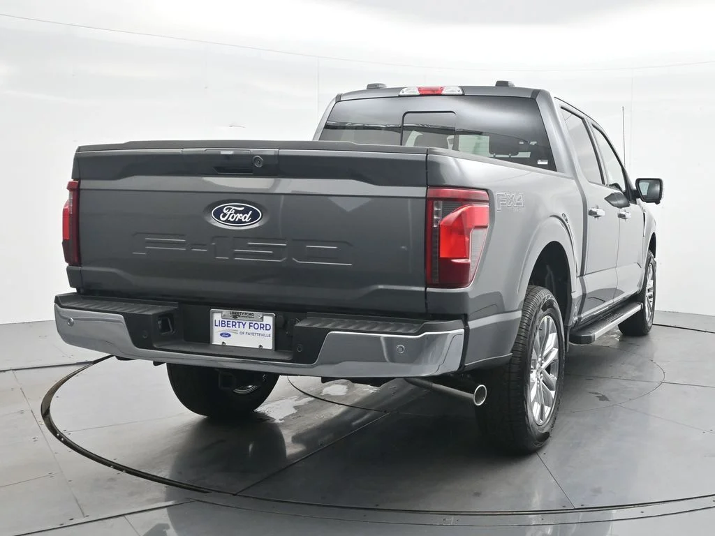 New 2026 Carbonized Gray Metallic Ford XLT image 8