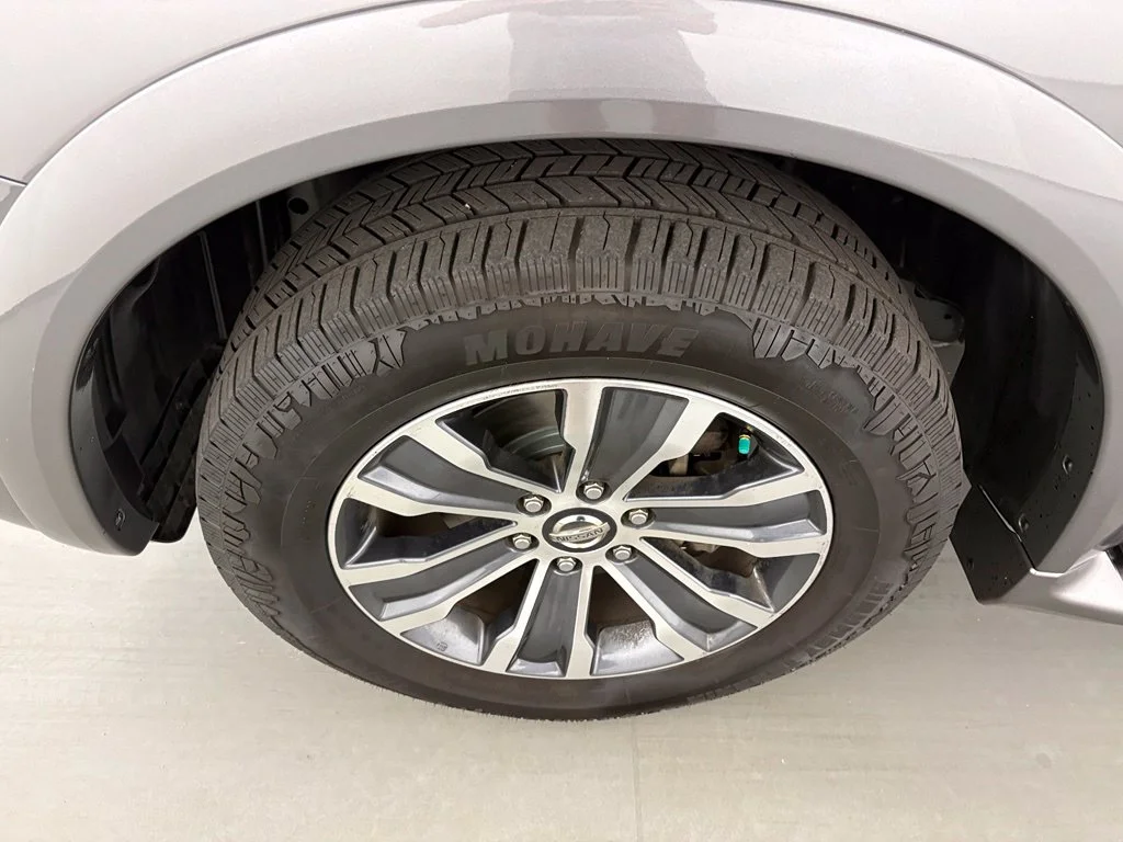 Used 2020 Gray Nissan SL image 14
