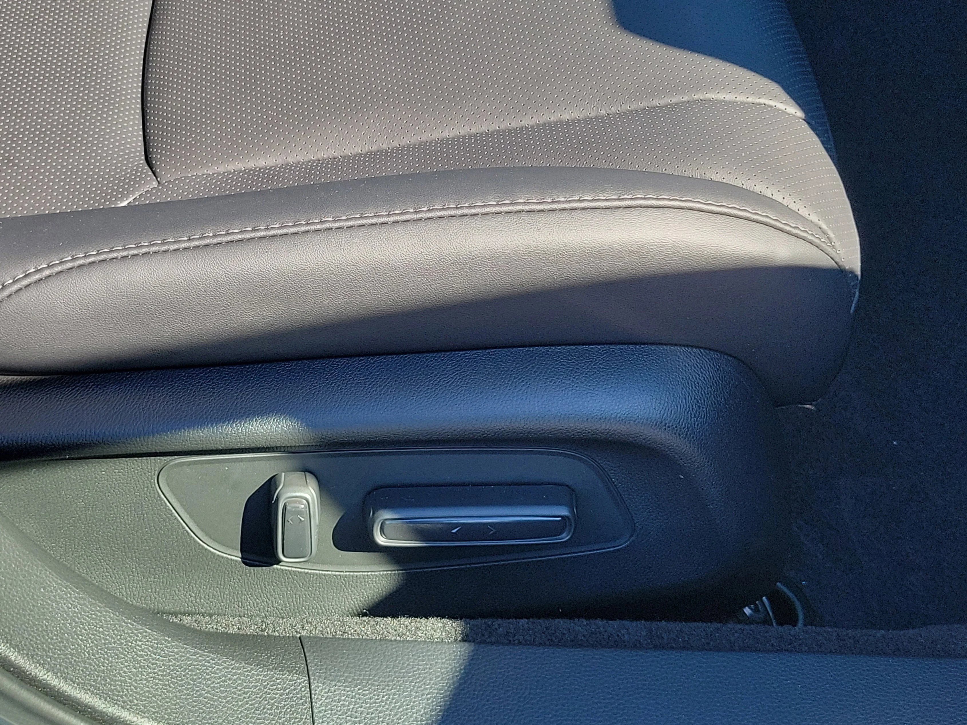 2026 Honda Accord Hybrid Touring - Photo 12