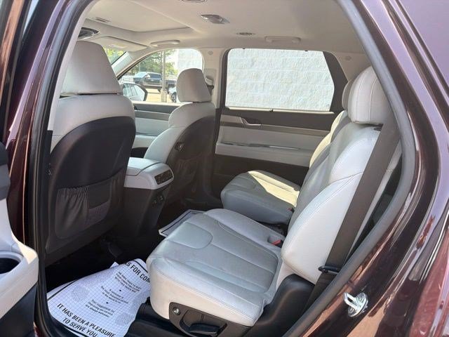 Used 2020 Sierra Burgundy Hyundai SEL image 14