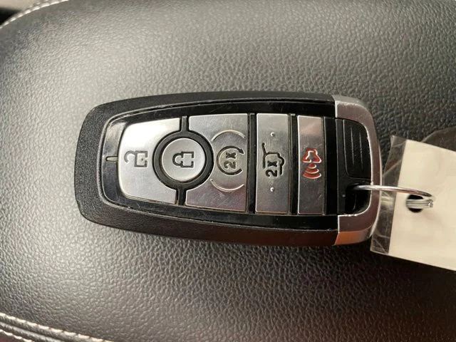 Used 2022 Black Ford  image 25
