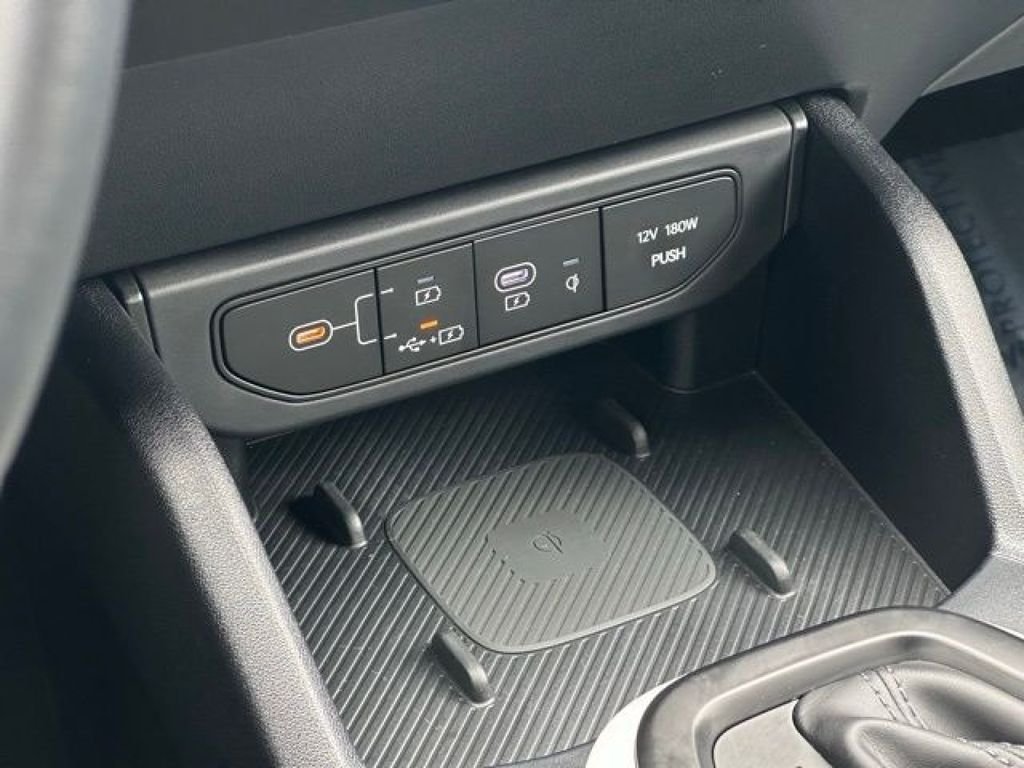 Used 2025 Snow White Pearl Kia GT-Line image 16