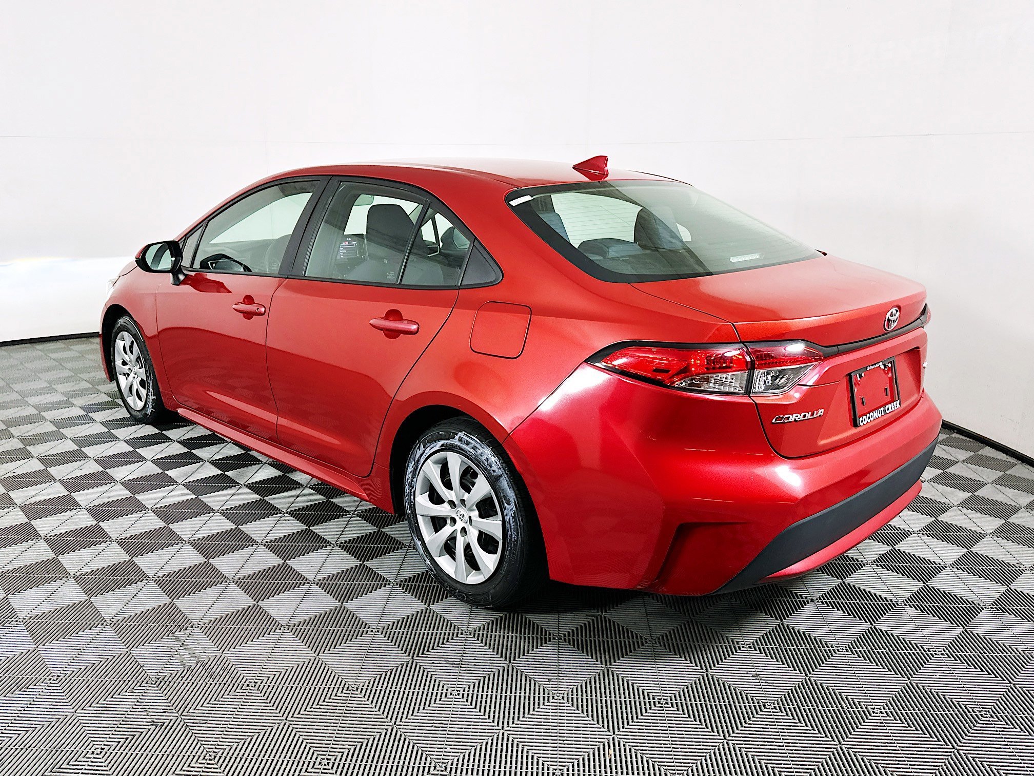 2020 Toyota Corolla thumbnail 7