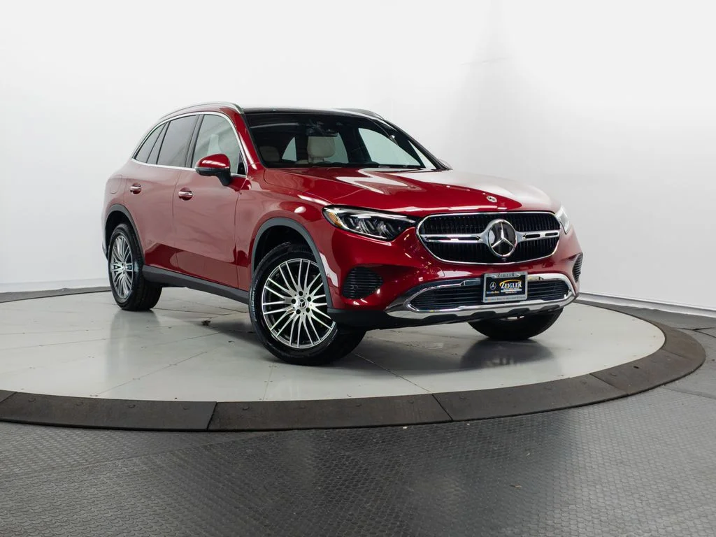 2026 Mercedes-Benz GLC GLC 300 4MATIC's photo