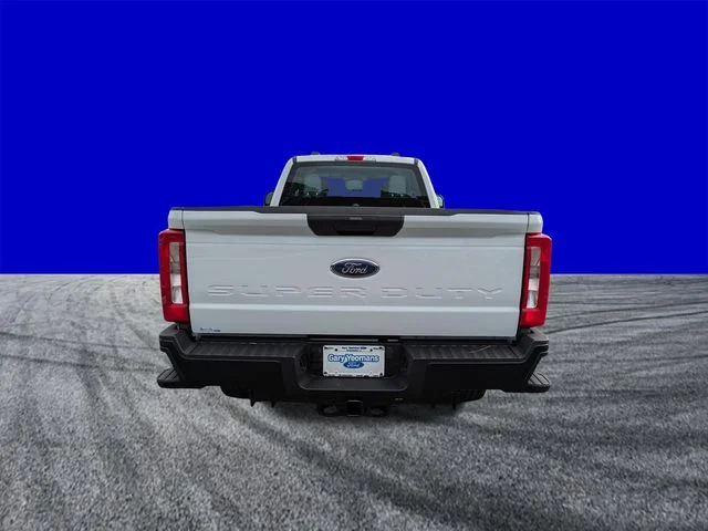 New 2026 Oxford White Ford F-350® XL image 5