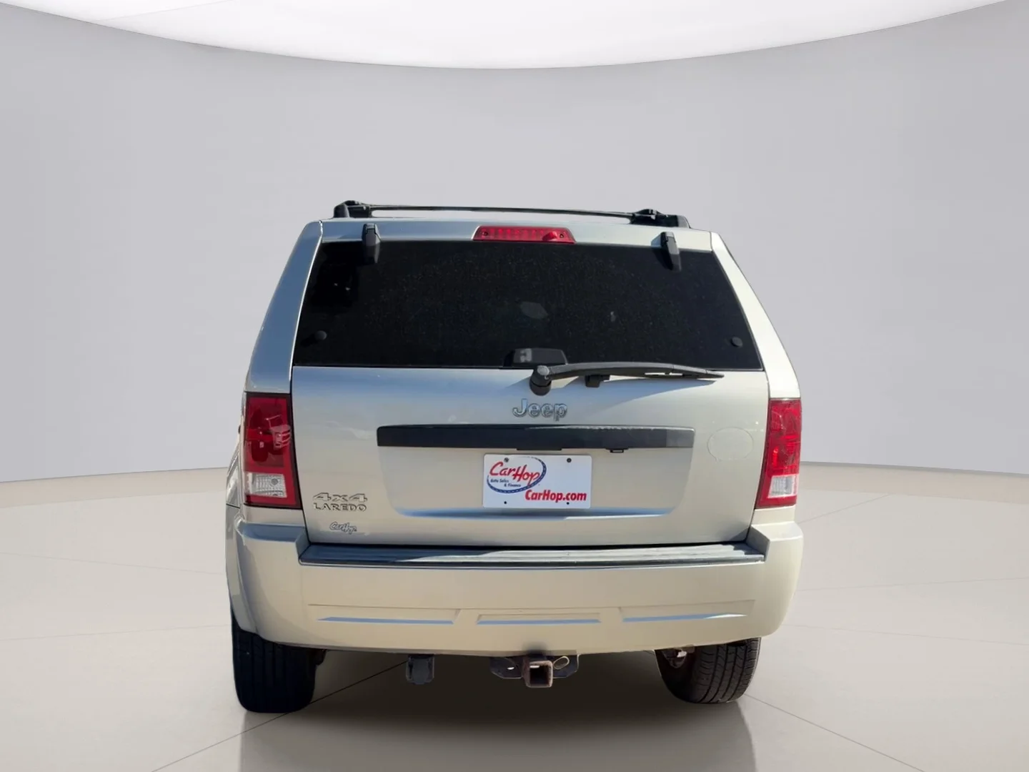 Used 2009 Gray Jeep LAREDO 4WD image 4