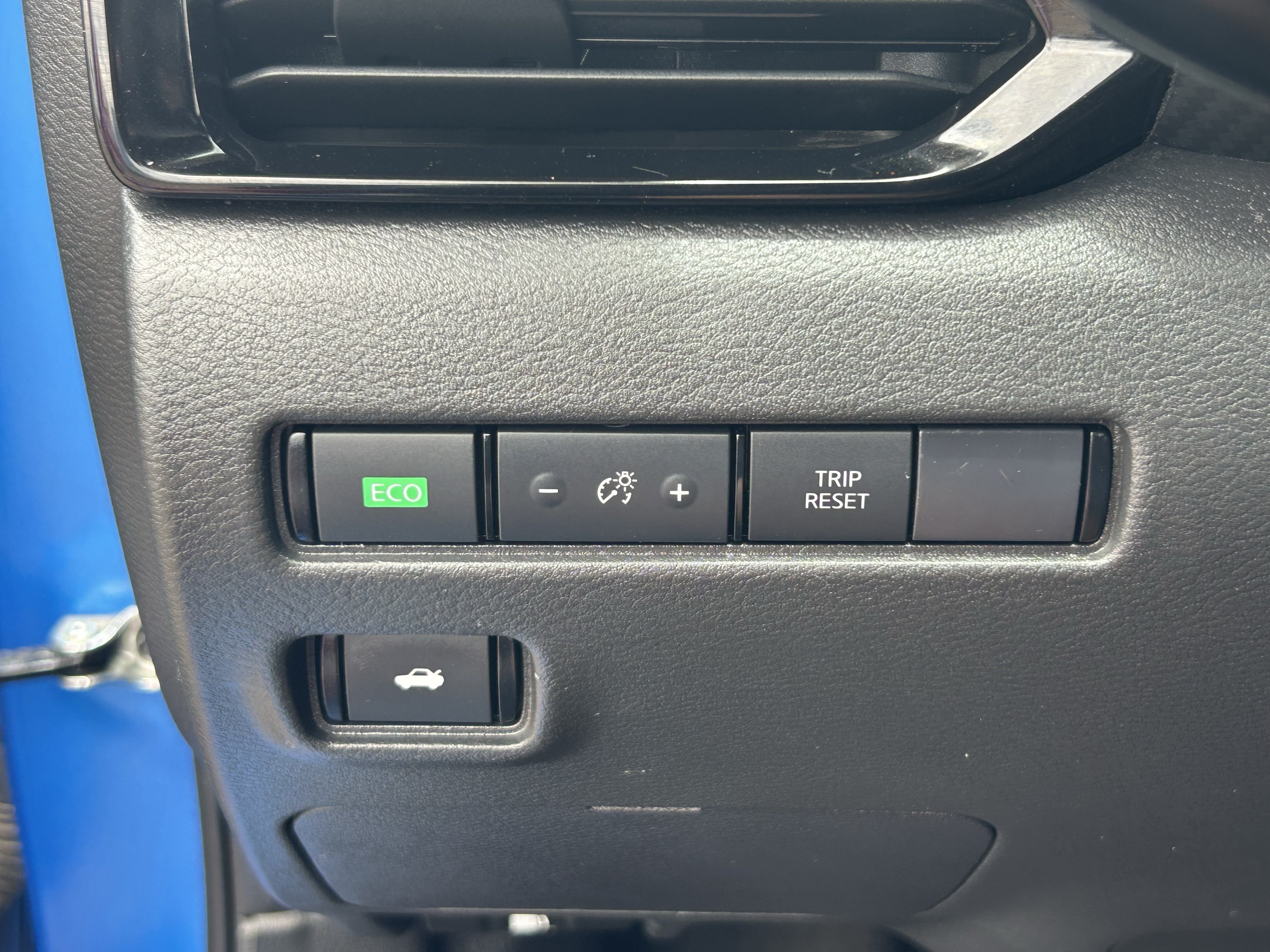 2024 Nissan Sentra SV - Photo 30