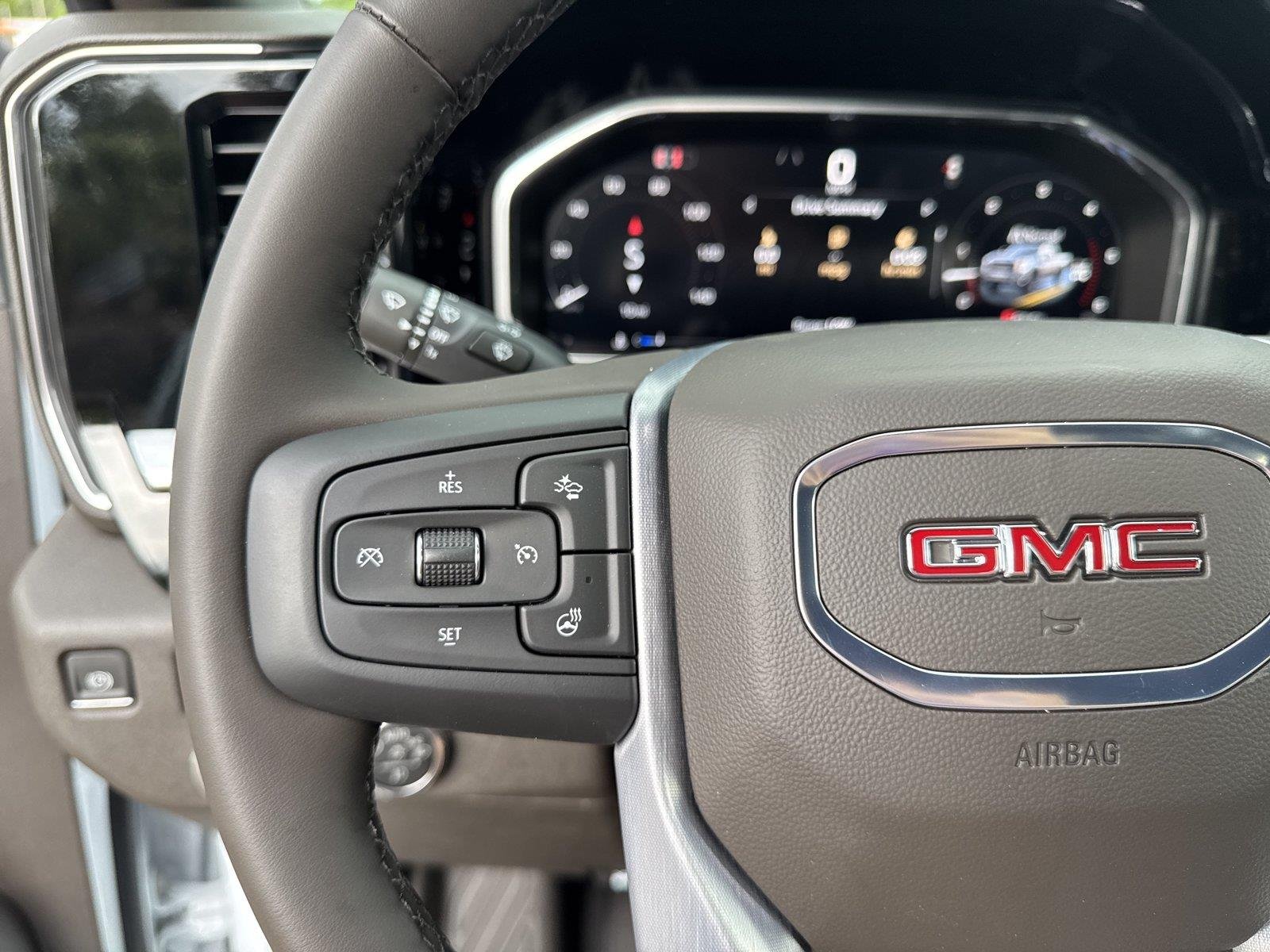 New 2026 Glacier White Tricoat GMC SLT image 22