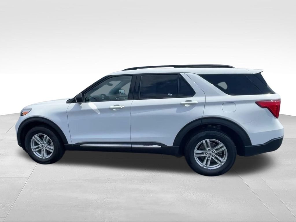 Used 2023 White Ford XLT image 5