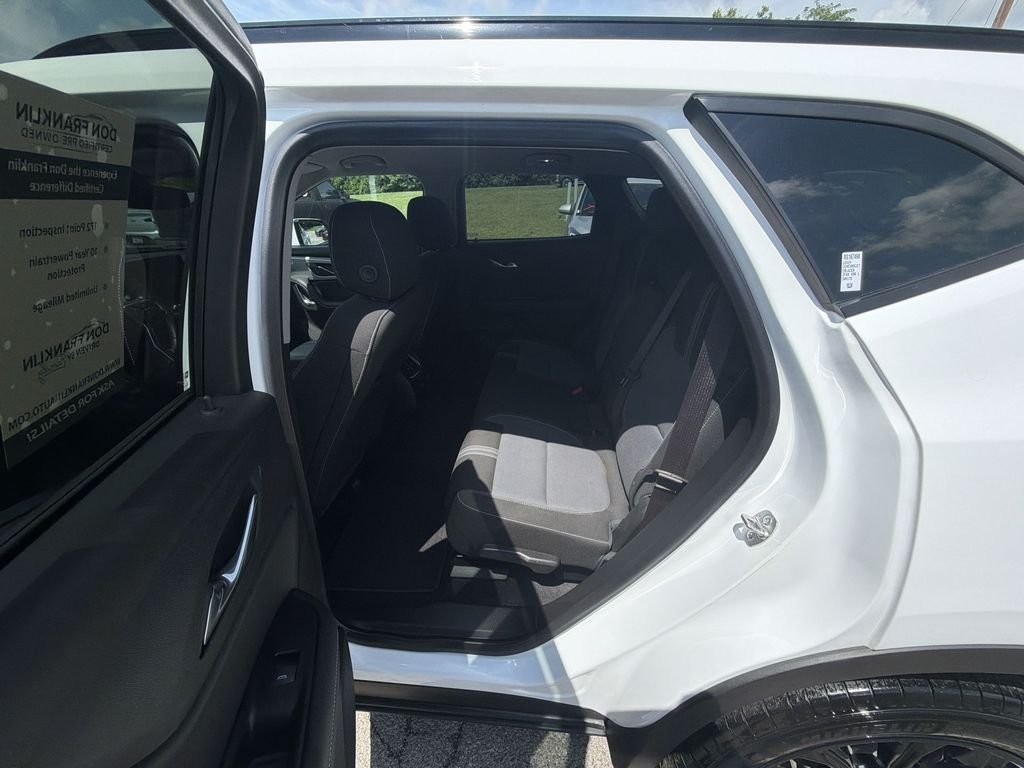 Used 2024 White Chevrolet LT image 21