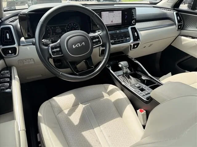 Used 2022 Gray Kia SX image 8