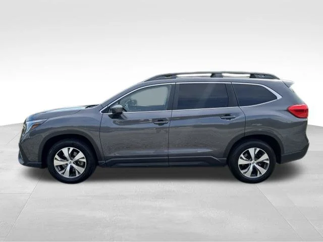 Used 2025 Gray Subaru Premium image 4