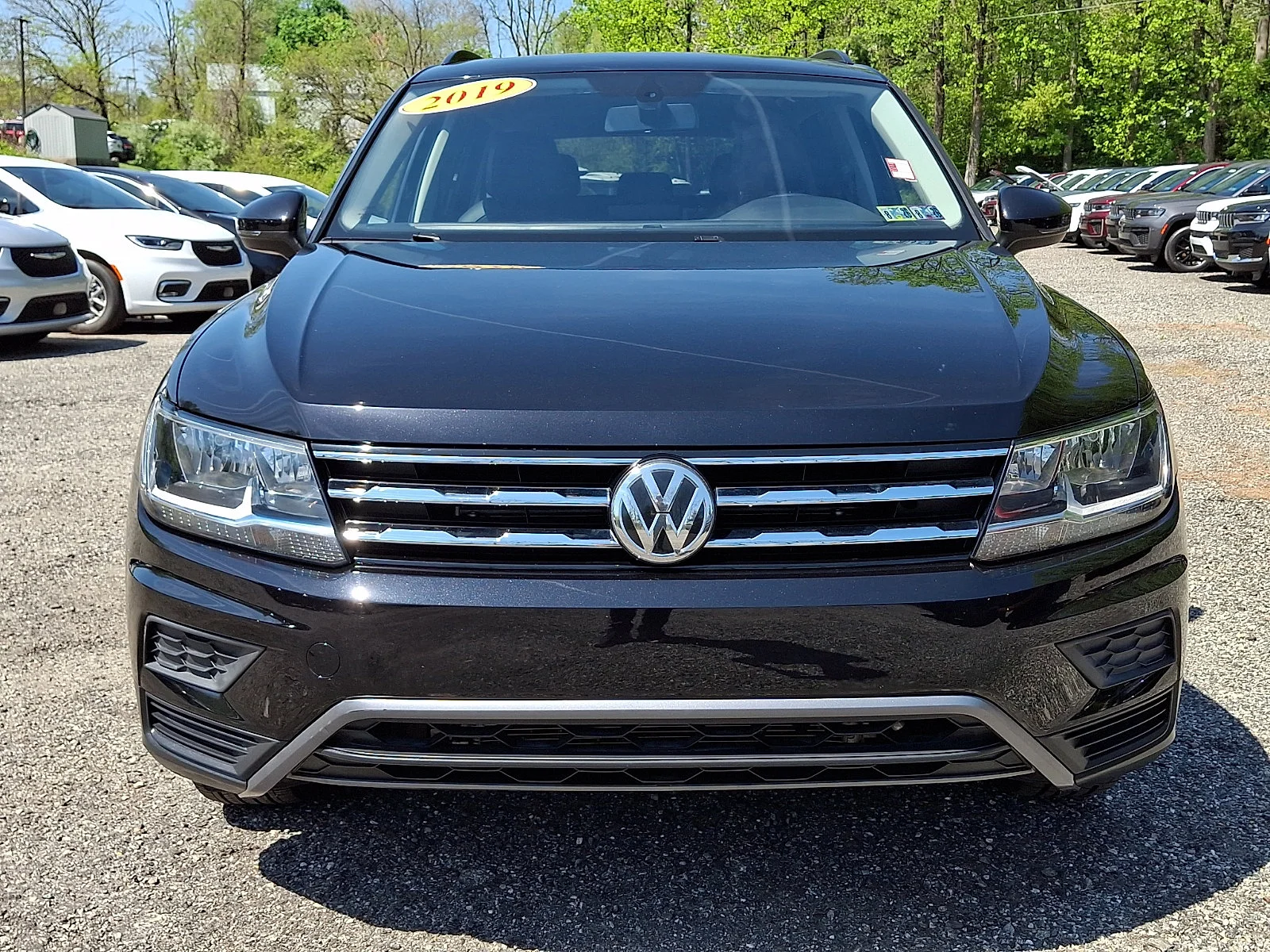 Used 2019 Volkswagen Tiguan SE with VIN 3VV2B7AX4KM075597 for sale in Newtown Square, PA