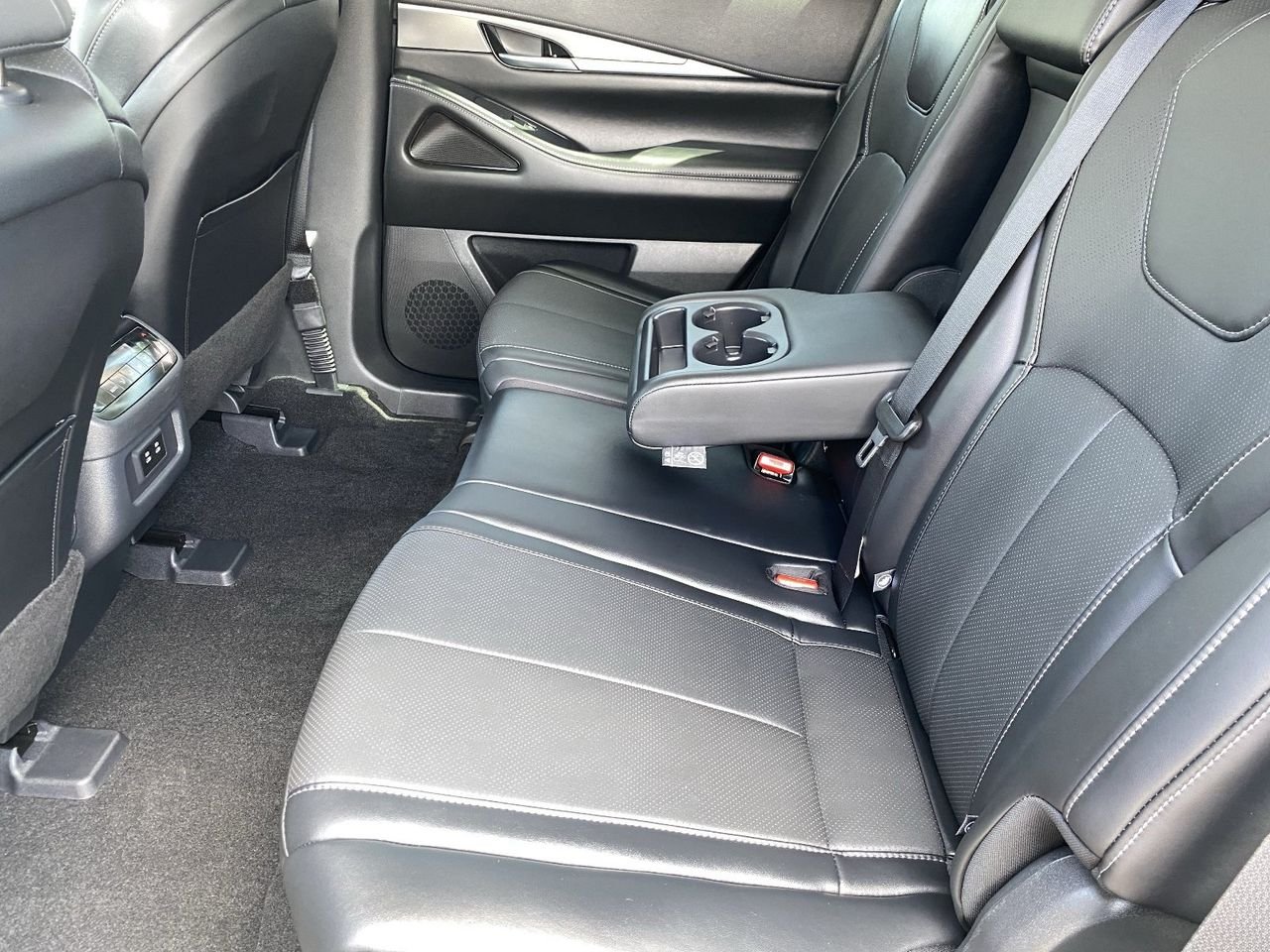 Certified Used 2026 Black Obsidian INFINITI PURE image 15