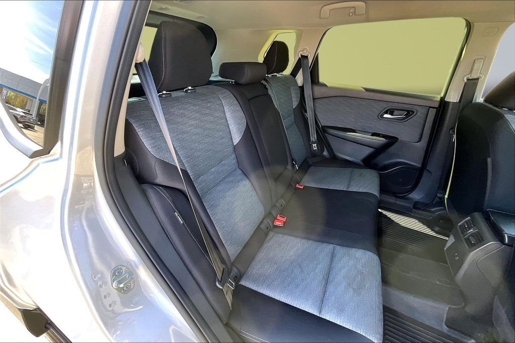 2023 Nissan Rogue SV - Photo 26