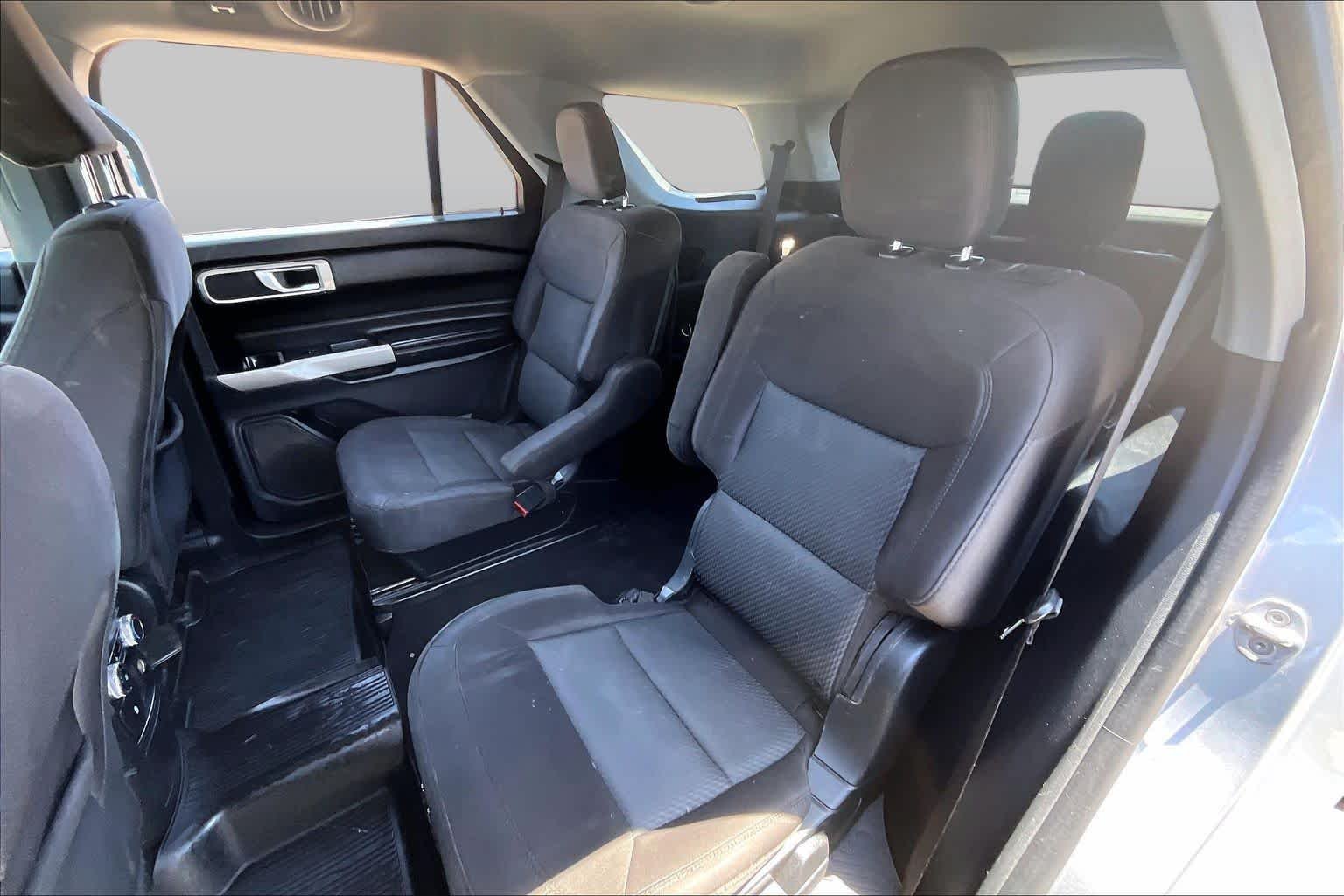 Used 2023 Iconic Silver Ford XLT image 19