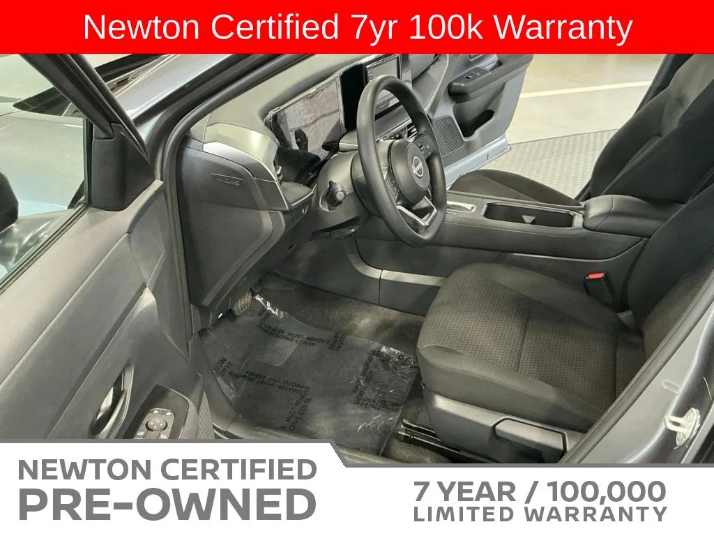 Certified Used 2025 Gun Metallic Nissan S image 6