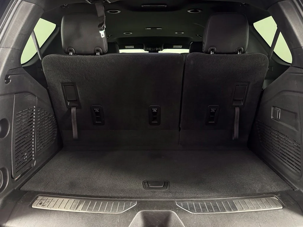Used 2025 Black Chevrolet Z71 image 22
