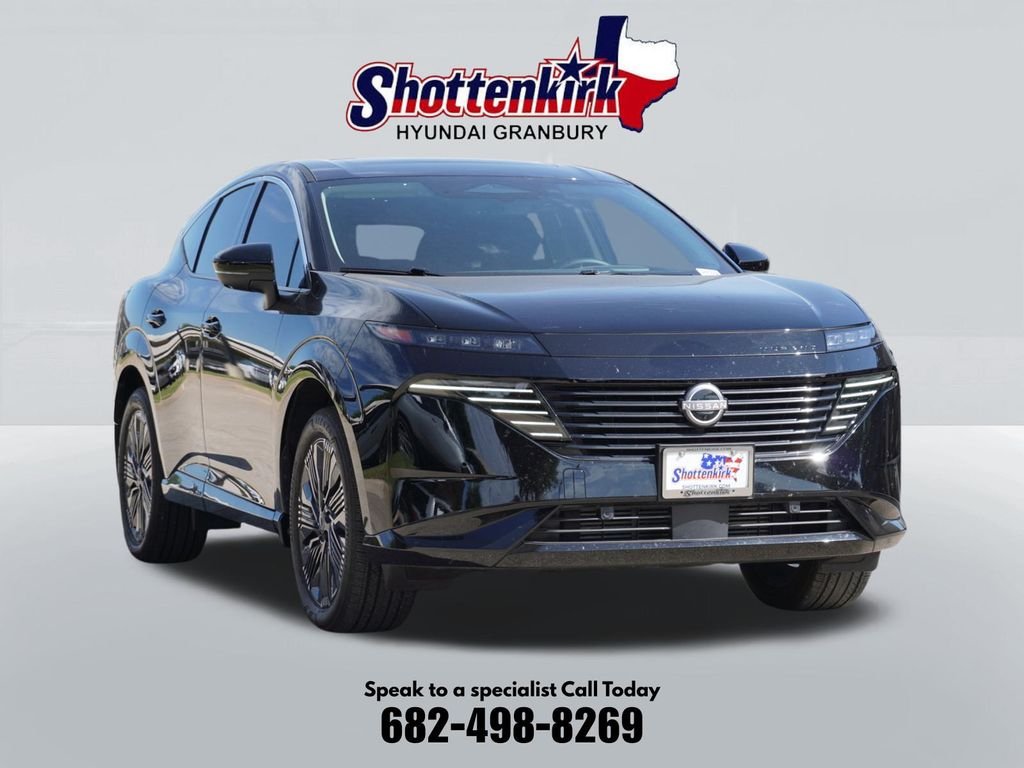 Used 2025 Black Nissan Platinum image 4
