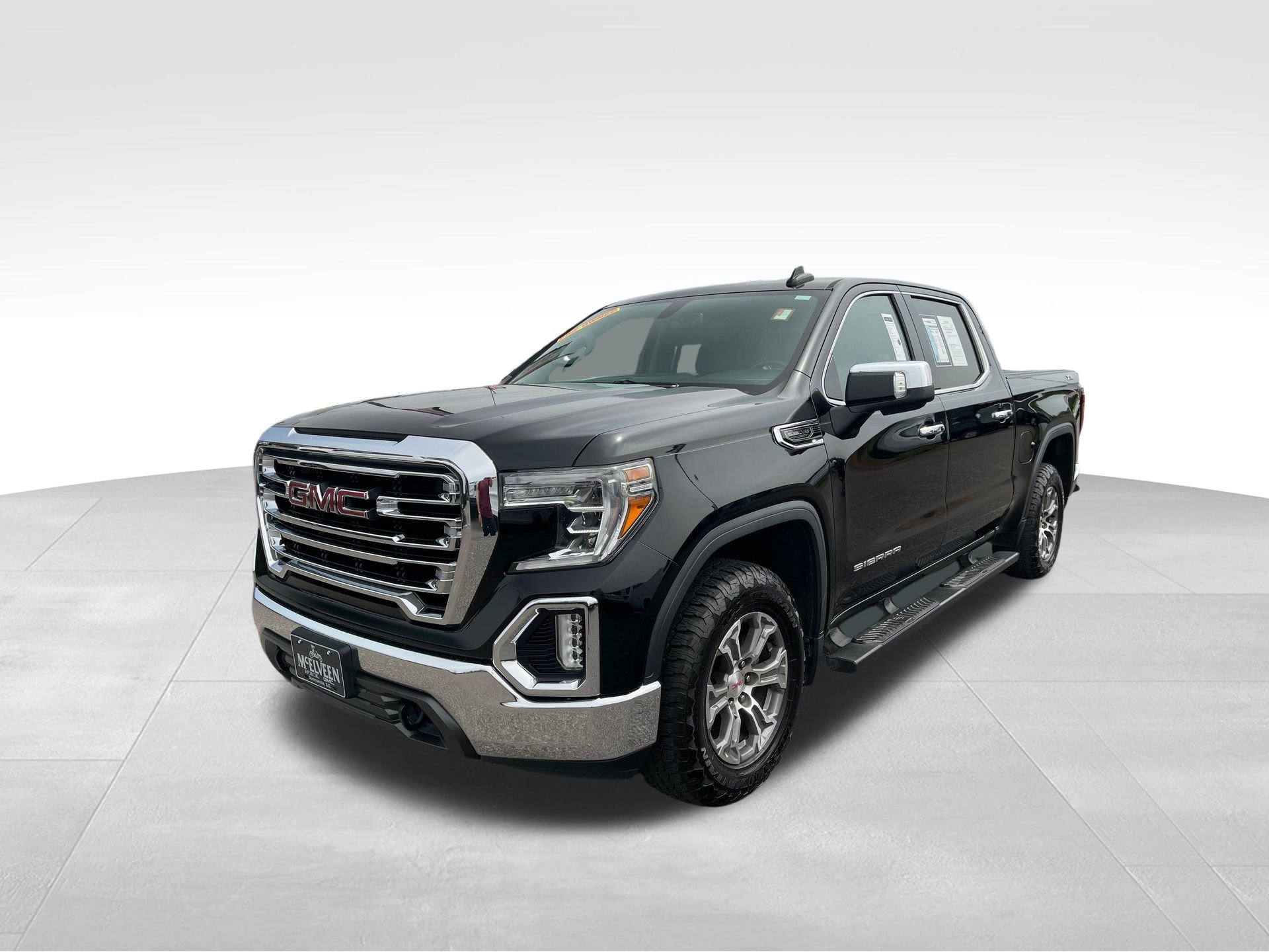 2019 GMC Sierra 4WD Crew Cab Short Box SLT's photo