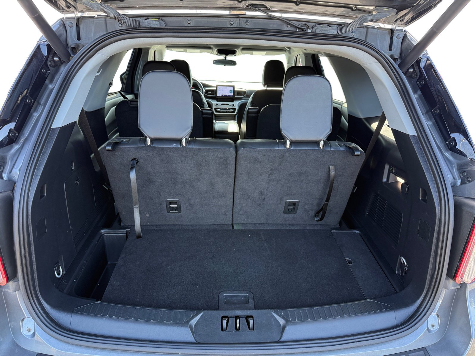 Used 2023 Gray Metallic Ford XLT image 17