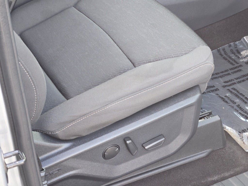 Certified Used 2023 Silver Metallic Ford XLT image 7
