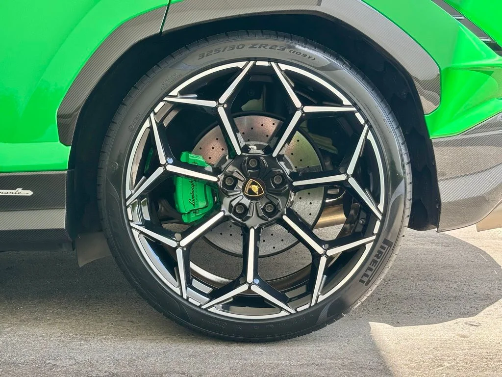 2024 Lamborghini Urus Performante - Photo 16