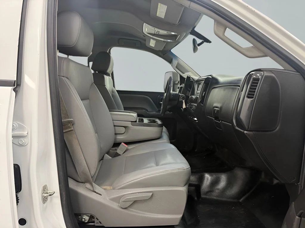 Used 2016 White Chevrolet Work Truck image 12