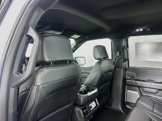 New 2026 Oxford White Ford Lariat image 22