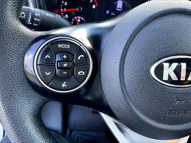 Used 2020 Silver Kia S image 23