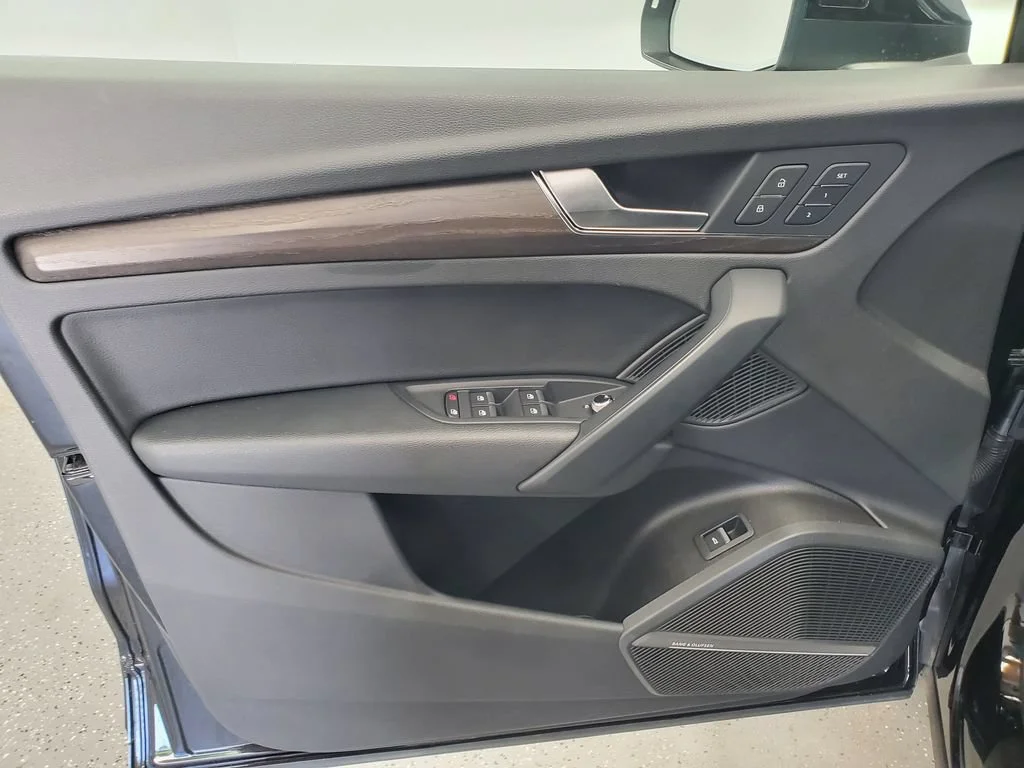Used 2018 Black Audi Premium Plus image 20