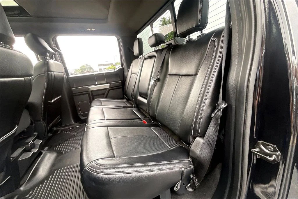 Used 2021 Black Ford Lariat image 25