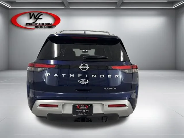 Used 2024 Blue Nissan Platinum image 4