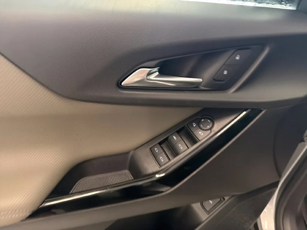 New 2027 Sterling Gray Metallic Chevrolet LT image 13