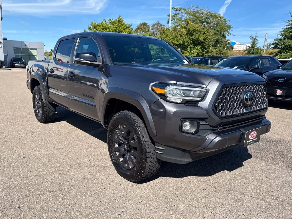 Used 2021 Gray Toyota Limited image 9