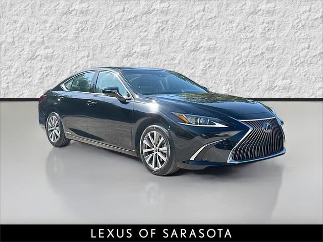 2020 Lexus ES Hybrid 300h