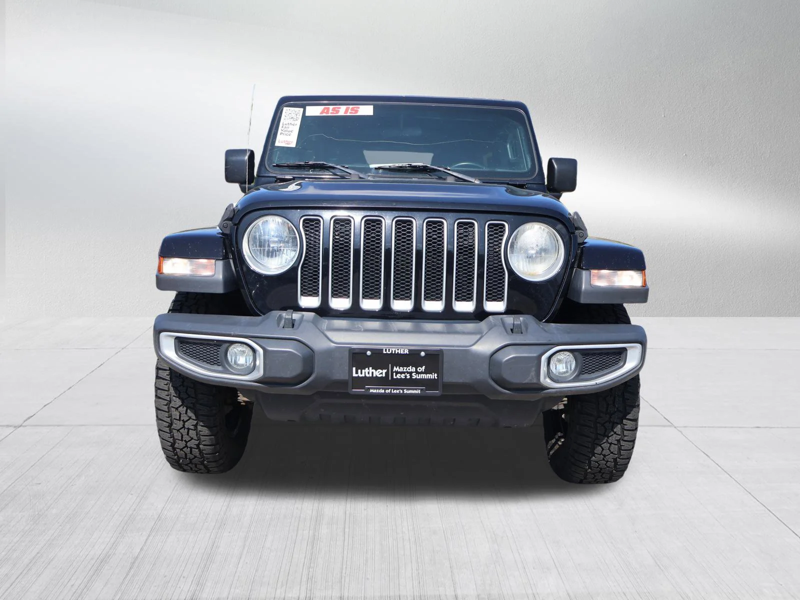 Used 2019 Jeep Wrangler Unlimited Sahara with VIN 1C4HJXEN4KW586120 for sale in Kansas City