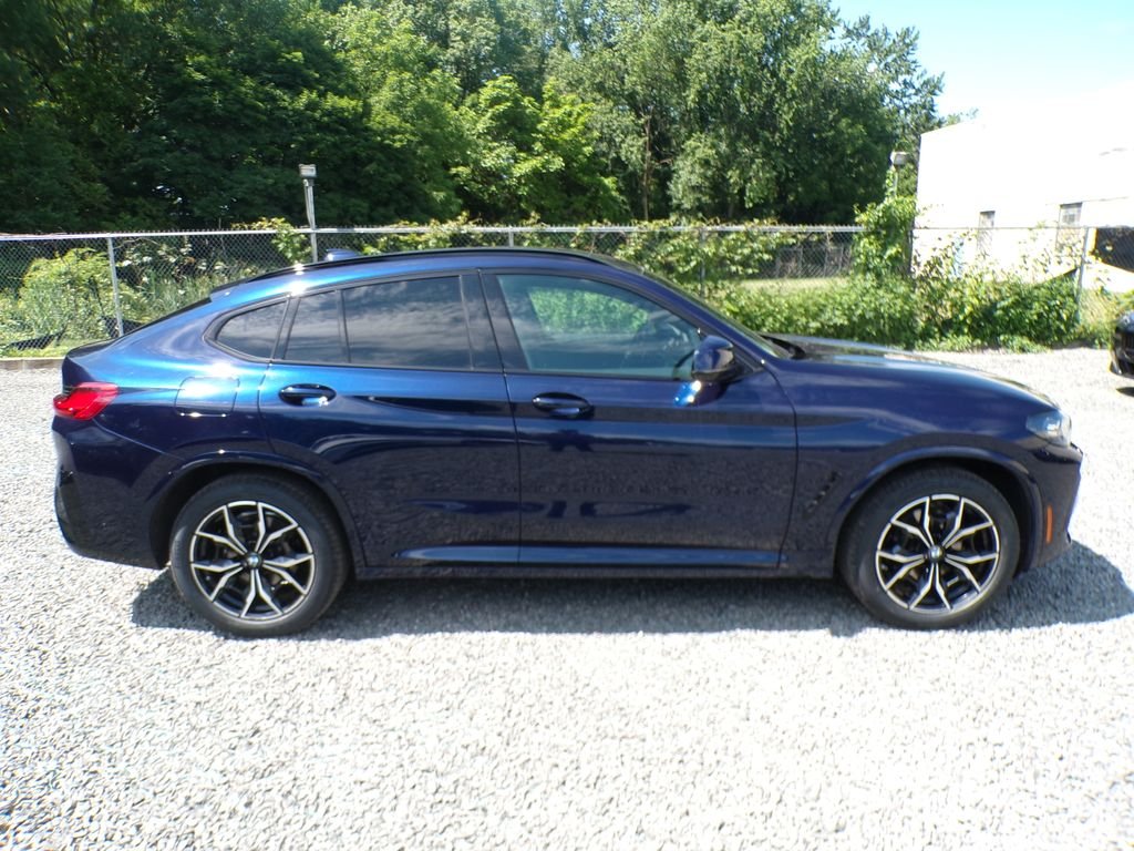 Certified Used 2023 Tanzanite Blue II Metallic BMW xDrive30i image 3