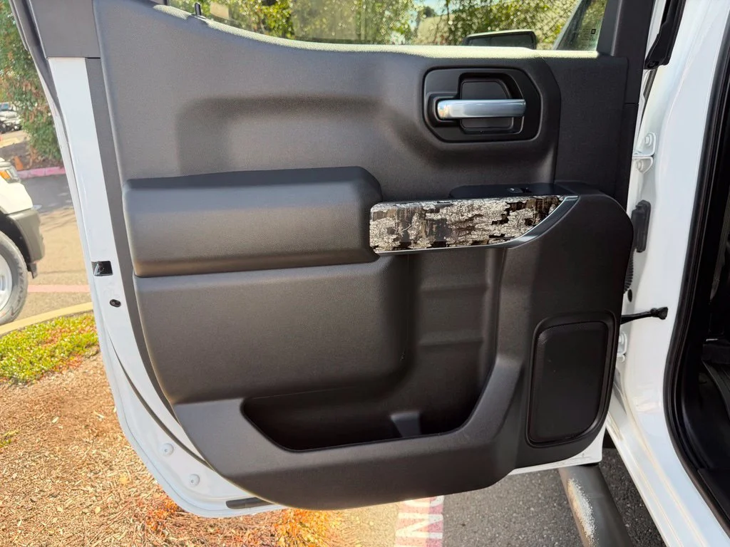 Used 2021 White Chevrolet Custom Trail Boss image 29