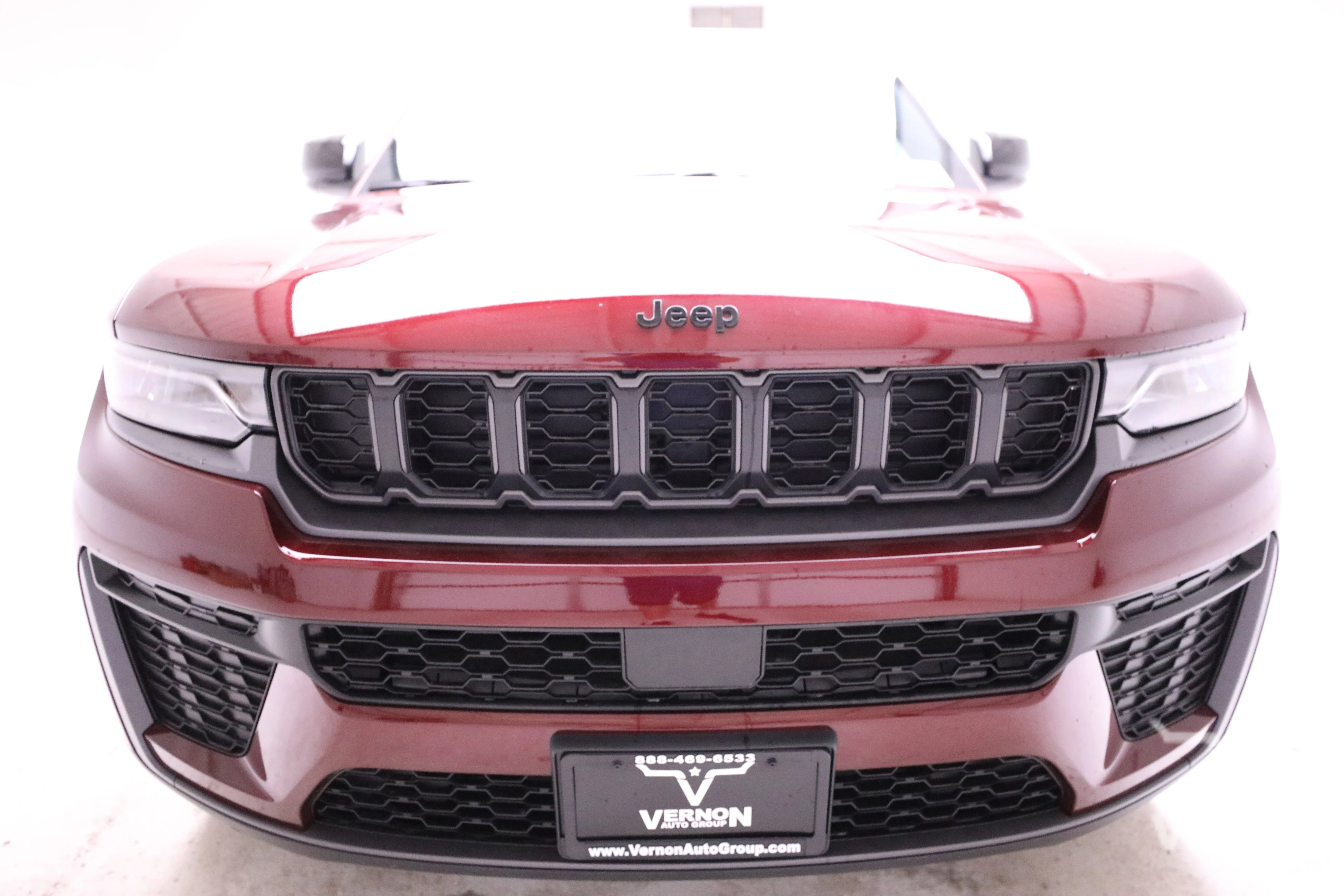 New 2026 Jeep Grand Cherokee Laredo Altitude 4x4