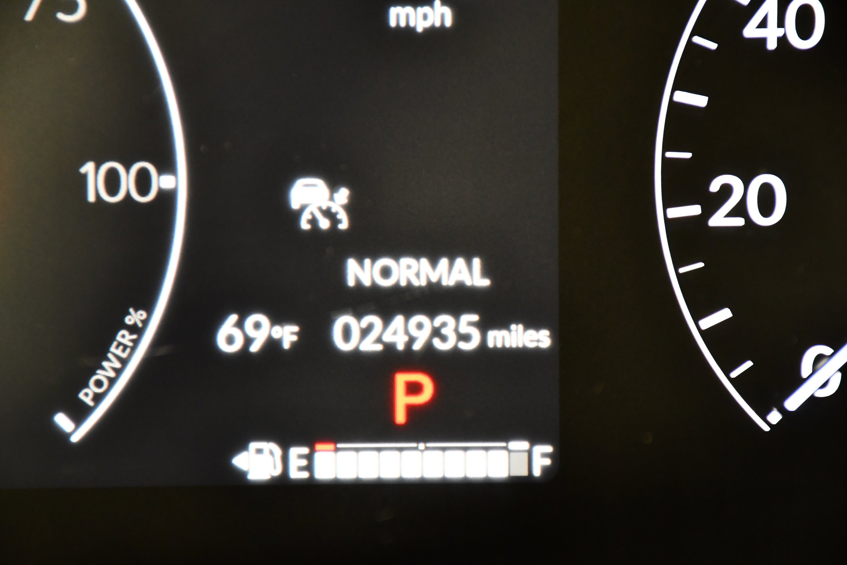 Used 2025 Meteorite Gray Metallic Honda Sport Touring image 17