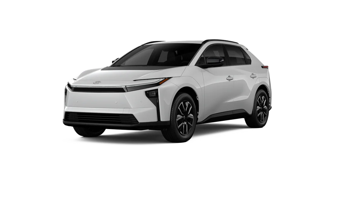 New 2026 Wind Chill Pearl [Extra_Cost_Color] Toyota XLE image 1