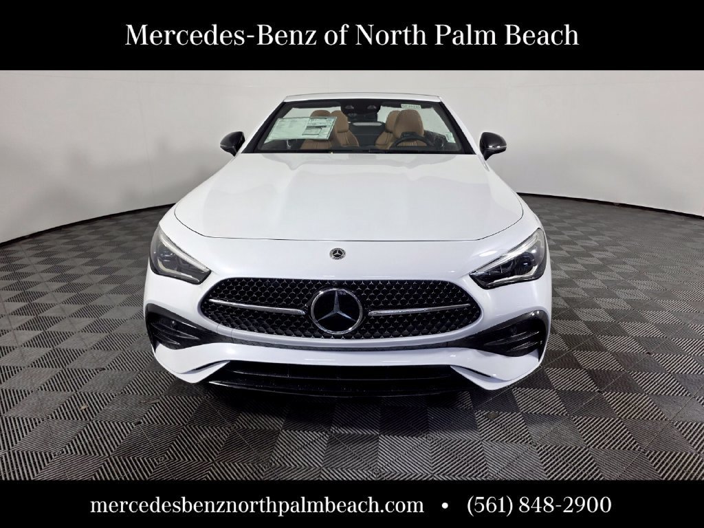 New 2027 MANUFAKTUR Moonlight White Metallic Mercedes-Benz CLE 300 image 31