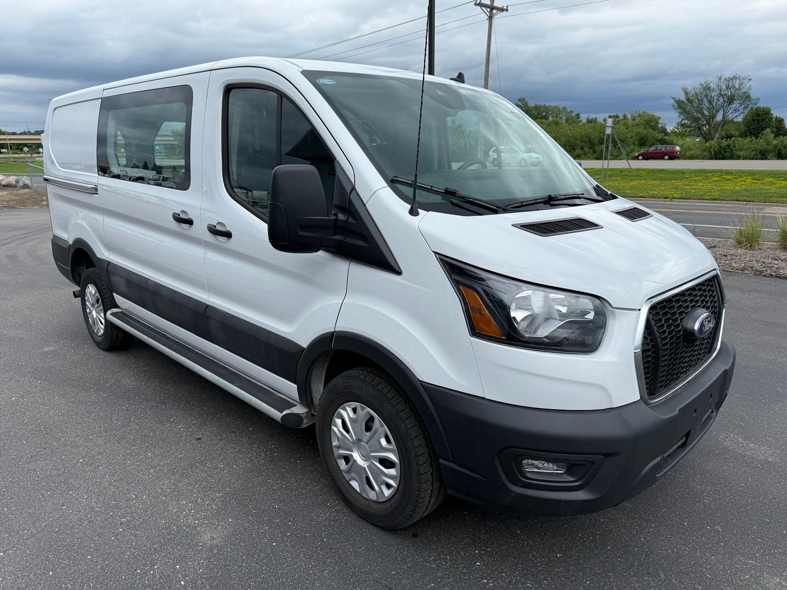 Used 2025 White Ford Base image 4