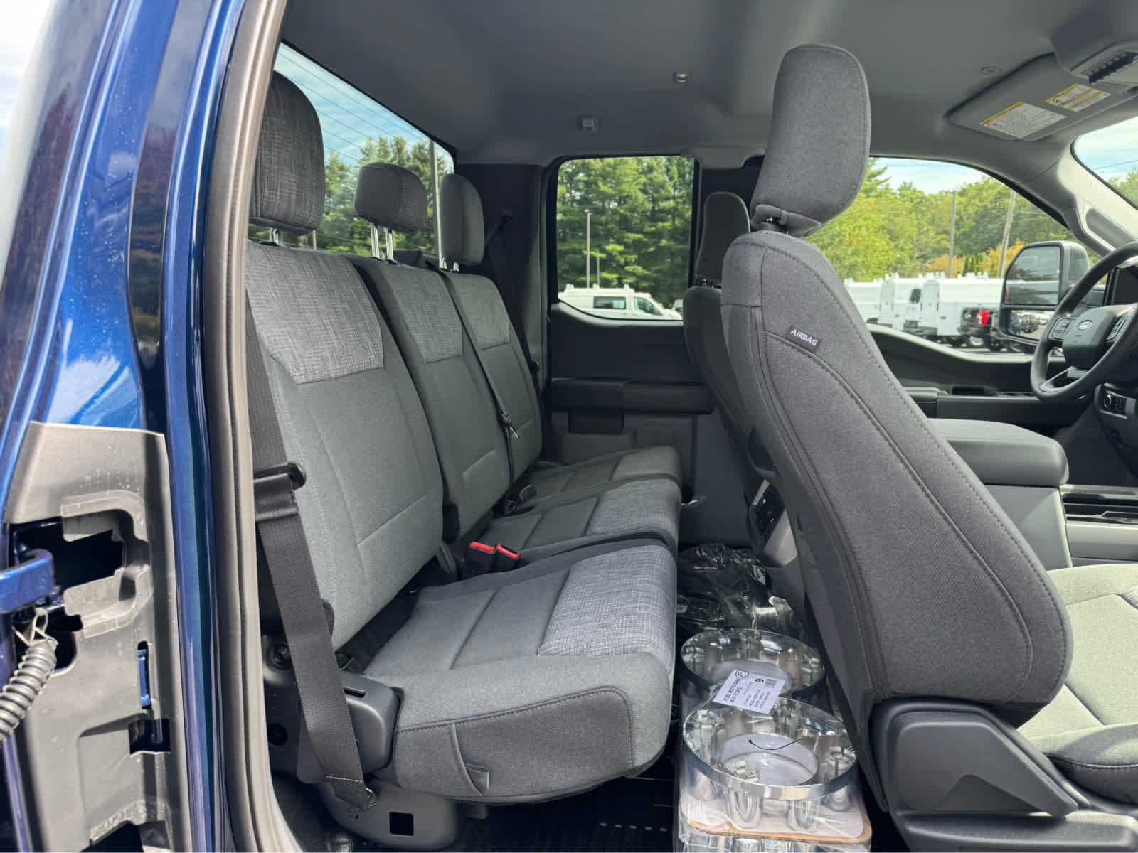 New 2027 Neptune Blue Ford XLT image 12